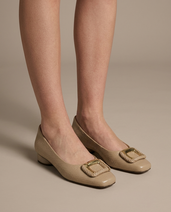 Square-Toe Flats, Beige Textured Buckle