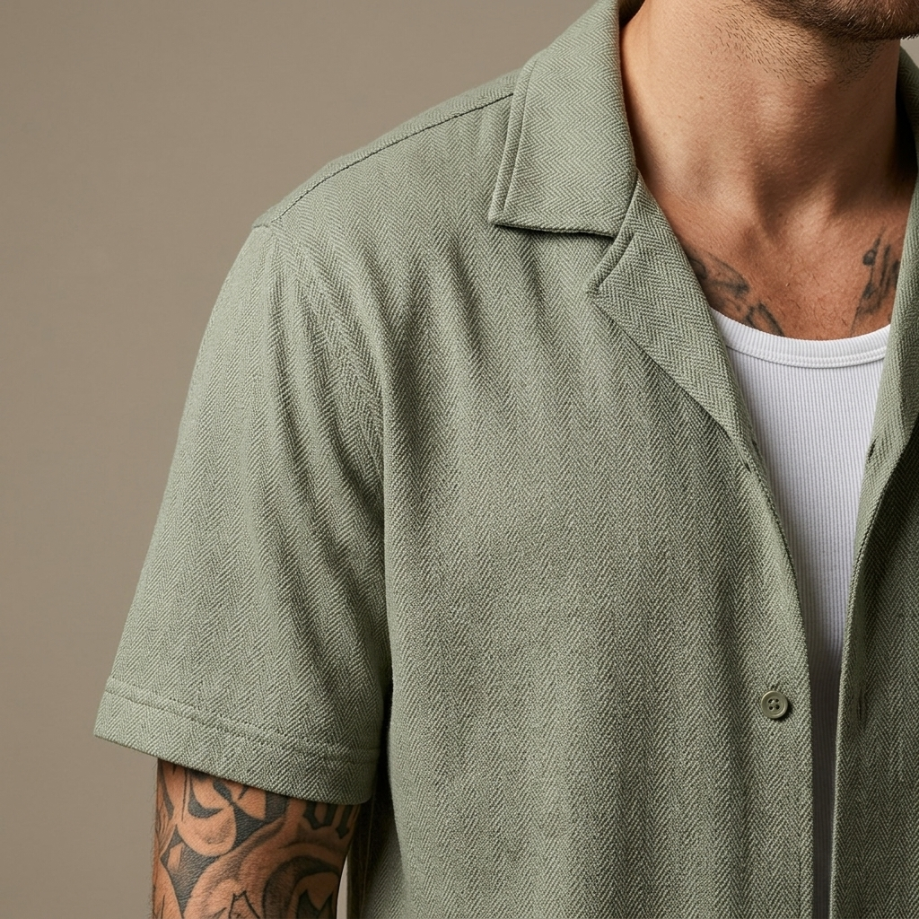 Close-up of Men's Relaxed Fit Textured Short Set detail
